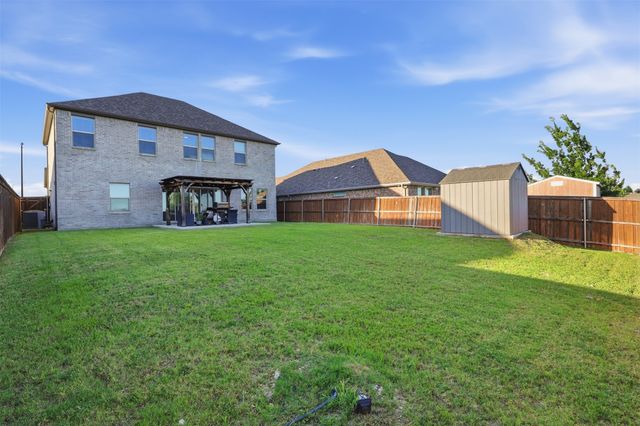 10529 Smiths Bend Road, Fort Worth, TX 76126