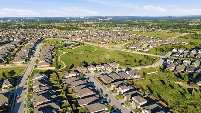 10529 Smiths Bend Road, Fort Worth, TX 76126