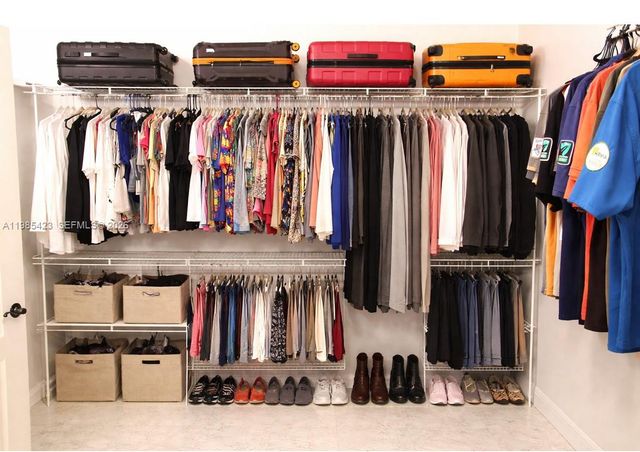 1958 SE 23rd Ct, Homestead, FL 33035