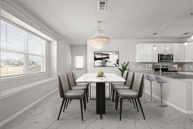 5556 Topwater Trail, Fort Worth, TX 76119