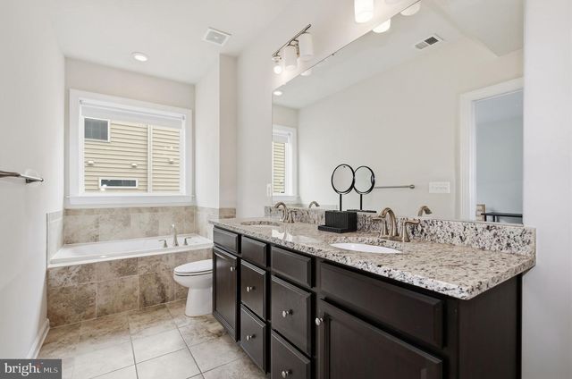 4757 CHEROKEE ST, College Park, MD 20740