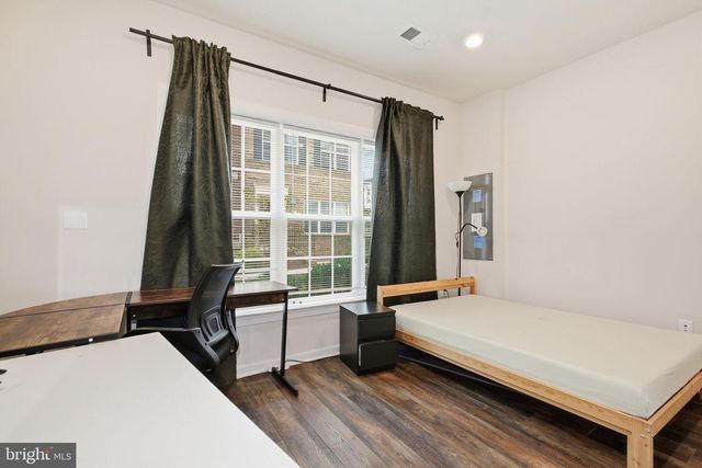 4757 CHEROKEE ST, College Park, MD 20740