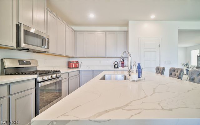 1606 Dire Wolf Avenue, North Las Vegas, NV 89084