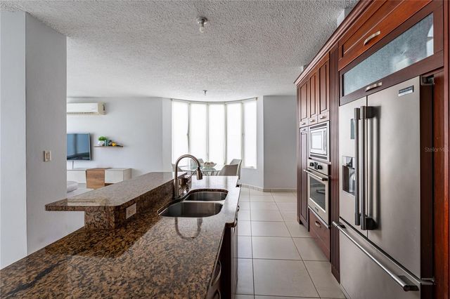 15 Via Naranjales 15 VIA NARANJALES LAS NUBES HACIENDA DE SAN JOSE, Caguas, PR 00727