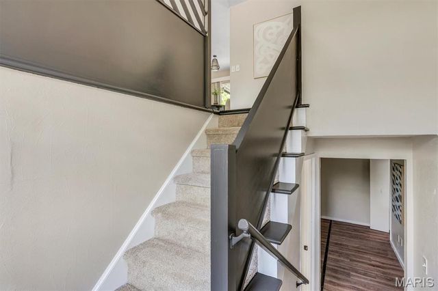 5226 Ville Maria Lane, Hazelwood, MO 63042