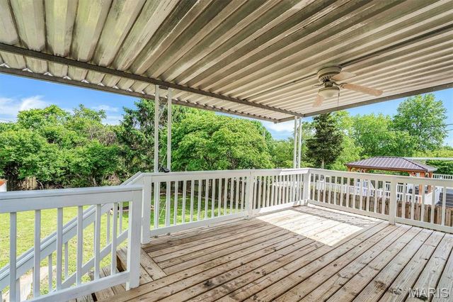 5226 Ville Maria Lane, Hazelwood, MO 63042
