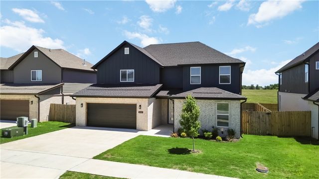 1840 Momi Street, Centerton, AR 72719