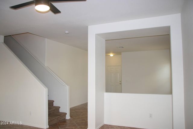 9527 N 82ND Lane, Peoria, AZ 85345