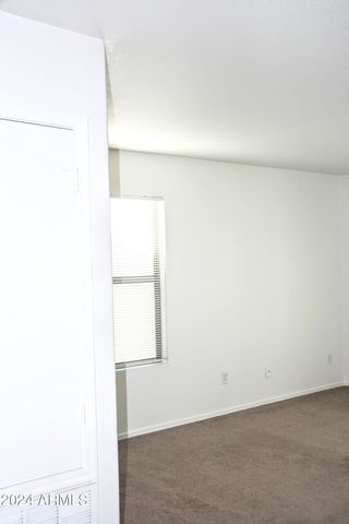 9527 N 82ND Lane, Peoria, AZ 85345