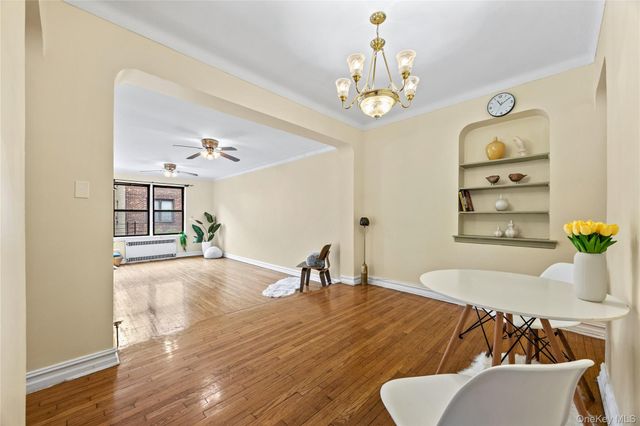 35-35 75th Street 522, Jackson Heights, NY 11372