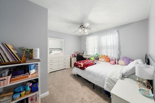 22 Canterbury St, Billerica, MA 01821