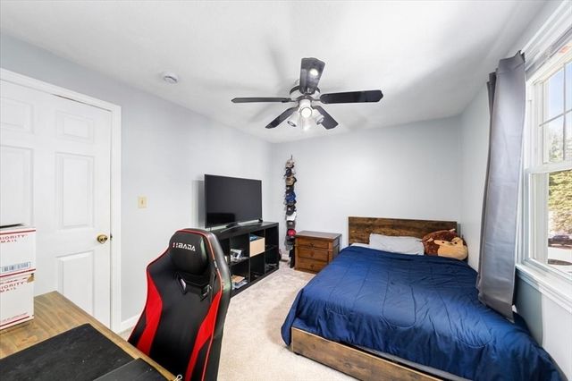 22 Canterbury St, Billerica, MA 01821
