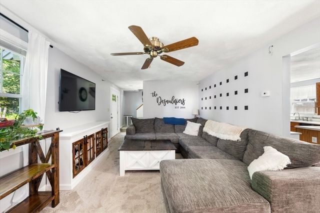 22 Canterbury St, Billerica, MA 01821