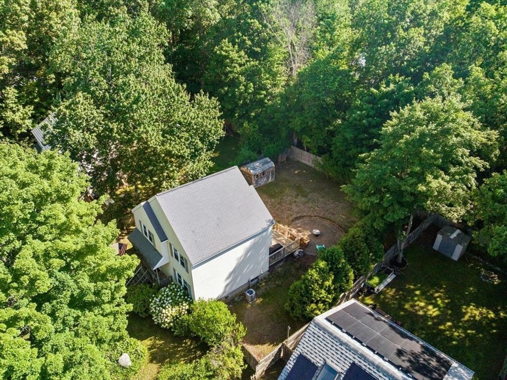 22 Canterbury St, Billerica, MA 01821