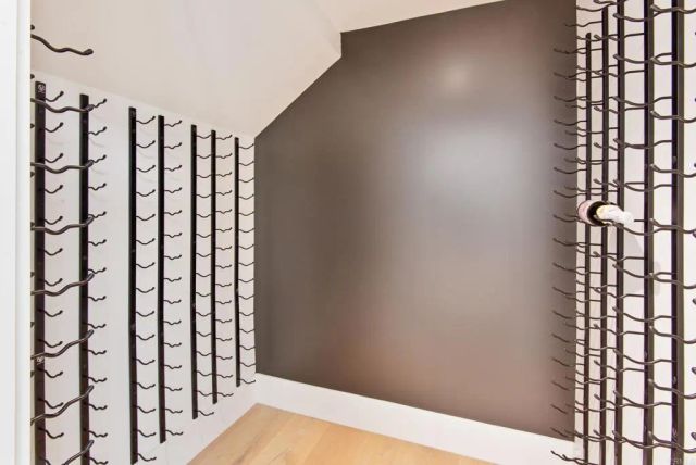1030 Centinela, Santa Monica, CA 90403