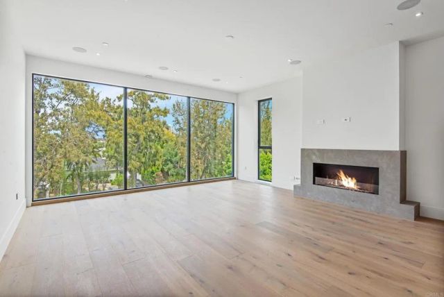 1030 Centinela, Santa Monica, CA 90403