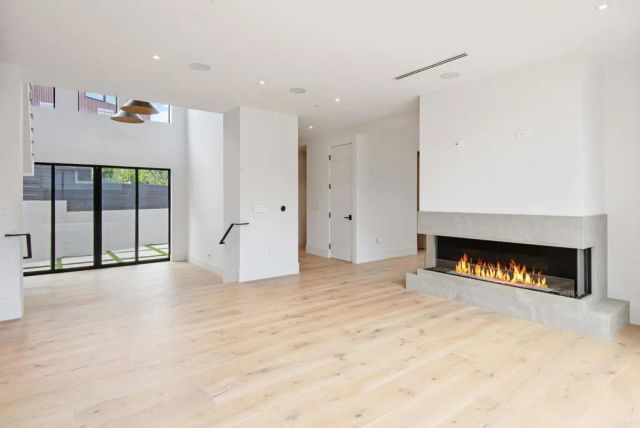 1030 Centinela, Santa Monica, CA 90403