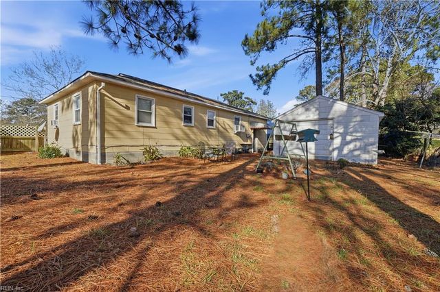 4551 Dora CIR, Norfolk, VA 23513