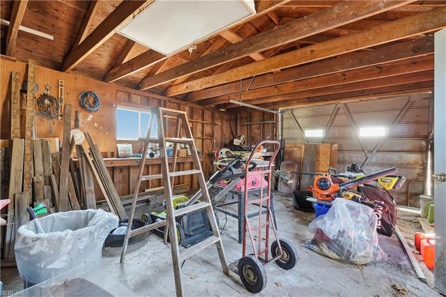 4551 Dora CIR, Norfolk, VA 23513