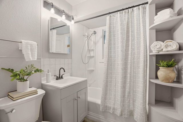 4824 N Adams St, Spokane, WA 99205