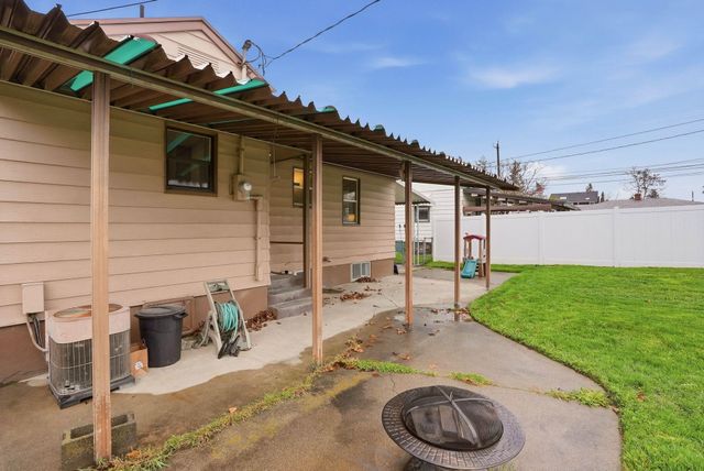 4824 N Adams St, Spokane, WA 99205