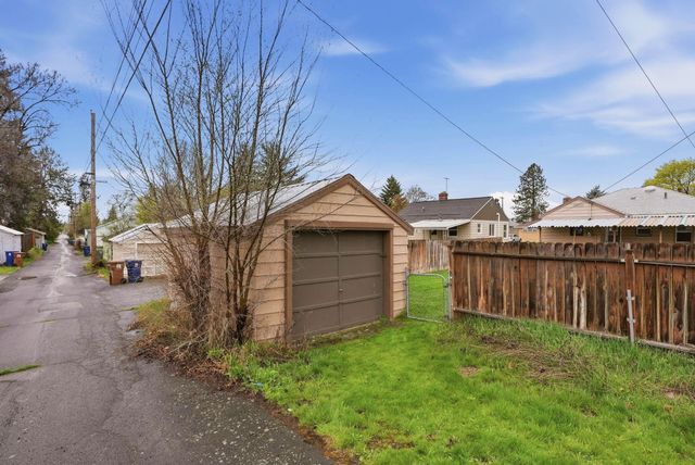 4824 N Adams St, Spokane, WA 99205