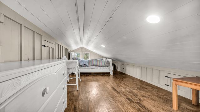 1060 Young Bend Road, Brock, TX 76087