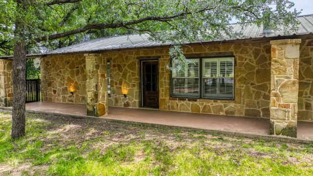 1060 Young Bend Road, Brock, TX 76087