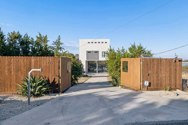 1521 Chipmunk RD, Austin, TX 78734