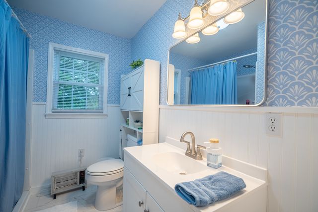 502 N Main St, Loretto, TN 38469