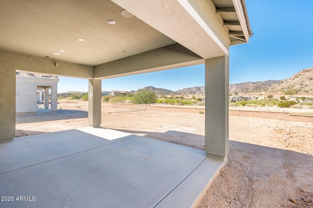 6068 N 207TH Drive, Buckeye, AZ 85396