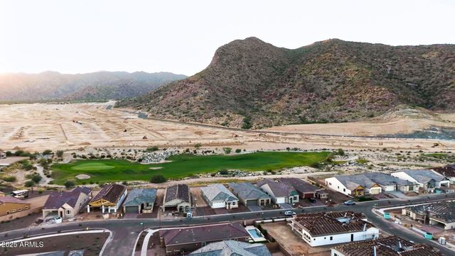 6068 N 207TH Drive, Buckeye, AZ 85396