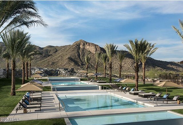 6068 N 207TH Drive, Buckeye, AZ 85396