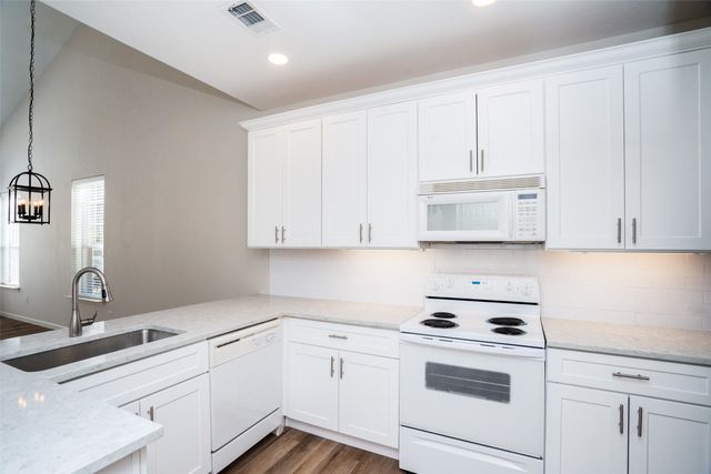 8600 Brunswick Drive, Plano, TX 75024