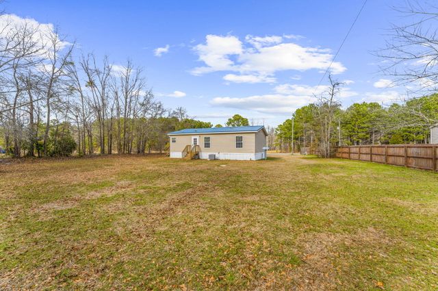 325 Beulah Tabernacle Drive, Saint Stephen, SC 29479