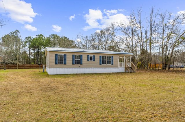 325 Beulah Tabernacle Drive, Saint Stephen, SC 29479