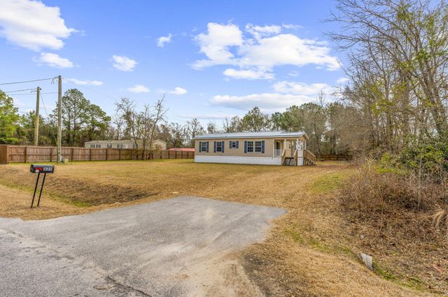 325 Beulah Tabernacle Drive, Saint Stephen, SC 29479