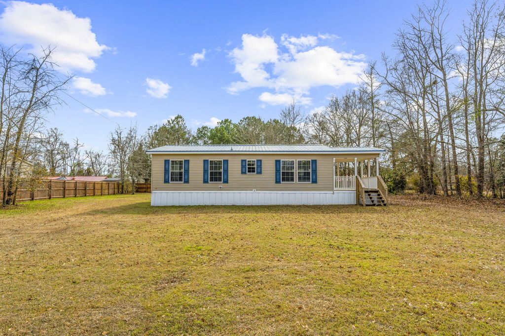 325 Beulah Tabernacle Drive, Saint Stephen, SC 29479