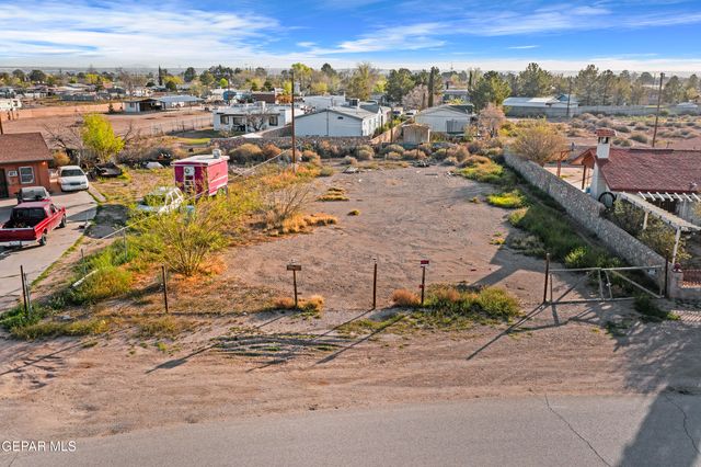 10213 Celedon Circle, Socorro, TX 79927