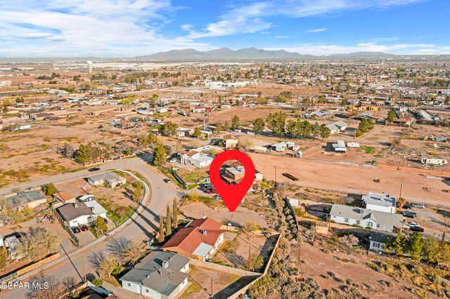 10213 Celedon Circle, Socorro, TX 79927