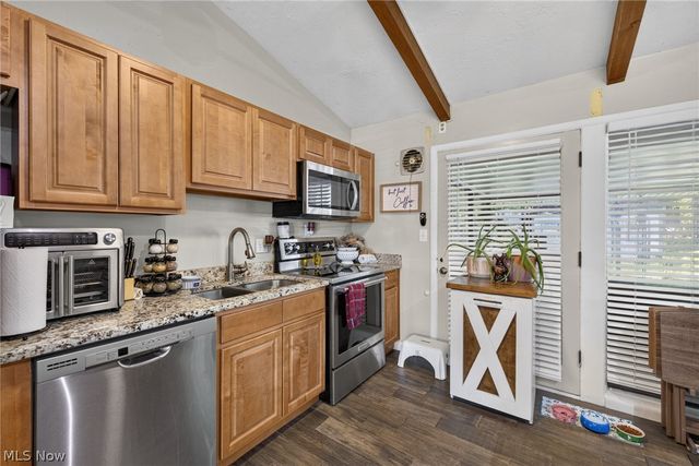6221 Cedarwood Road, Mentor, OH 44060