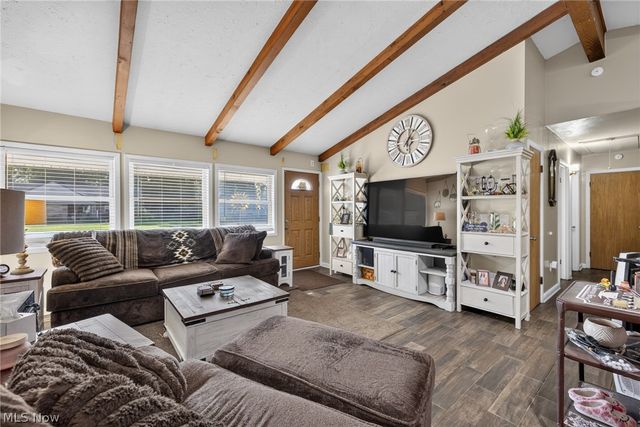 6221 Cedarwood Road, Mentor, OH 44060