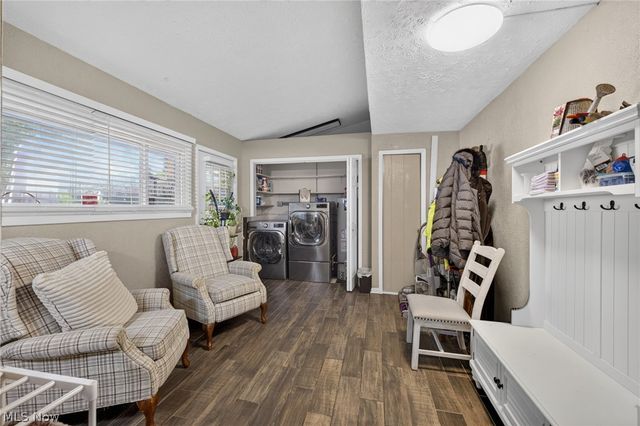 6221 Cedarwood Road, Mentor, OH 44060