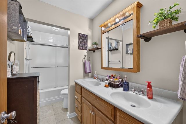 6221 Cedarwood Road, Mentor, OH 44060