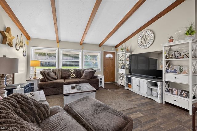 6221 Cedarwood Road, Mentor, OH 44060