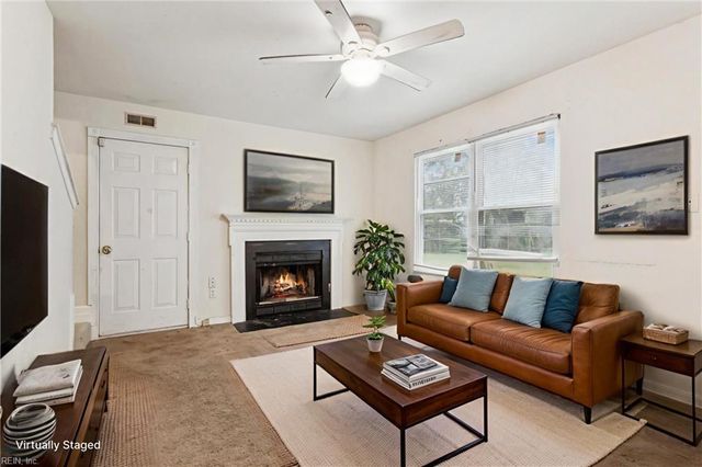 706 Lateen CT, Newport News, VA 23608