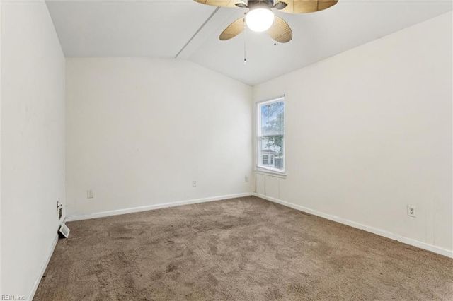706 Lateen CT, Newport News, VA 23608