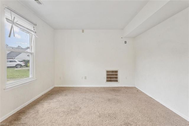 706 Lateen CT, Newport News, VA 23608