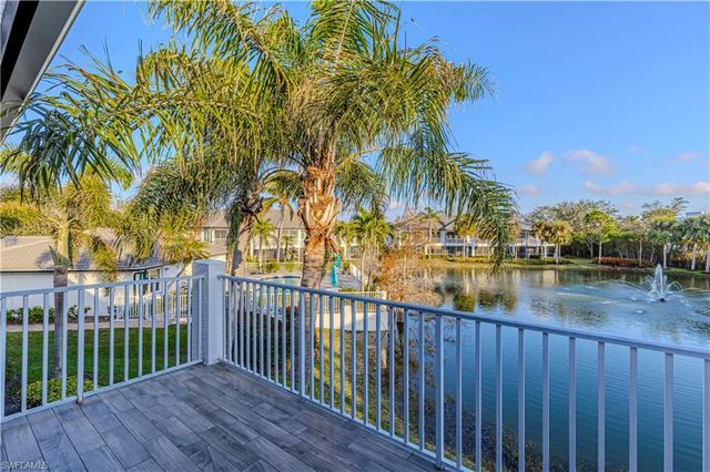 2120 CAY LAGOON DR 222, Naples, FL 34109