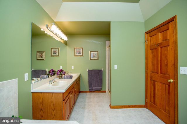3 DANBERRY DRIVE, Ringoes, NJ 08551